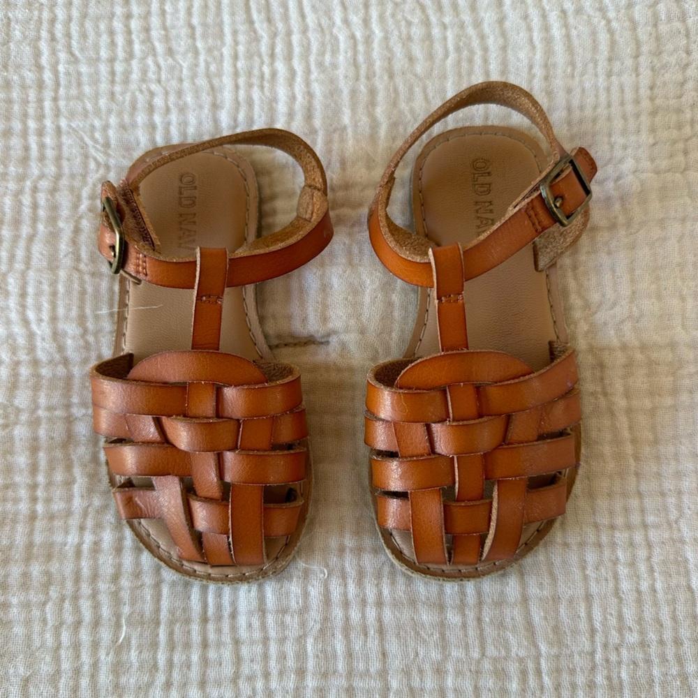 Cat & Jack Sandals Size 6 Cat & Jack